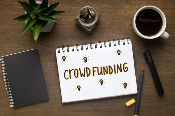 Comment les plateformes de crowdfunding transforment-elles l'investissement immobilier?